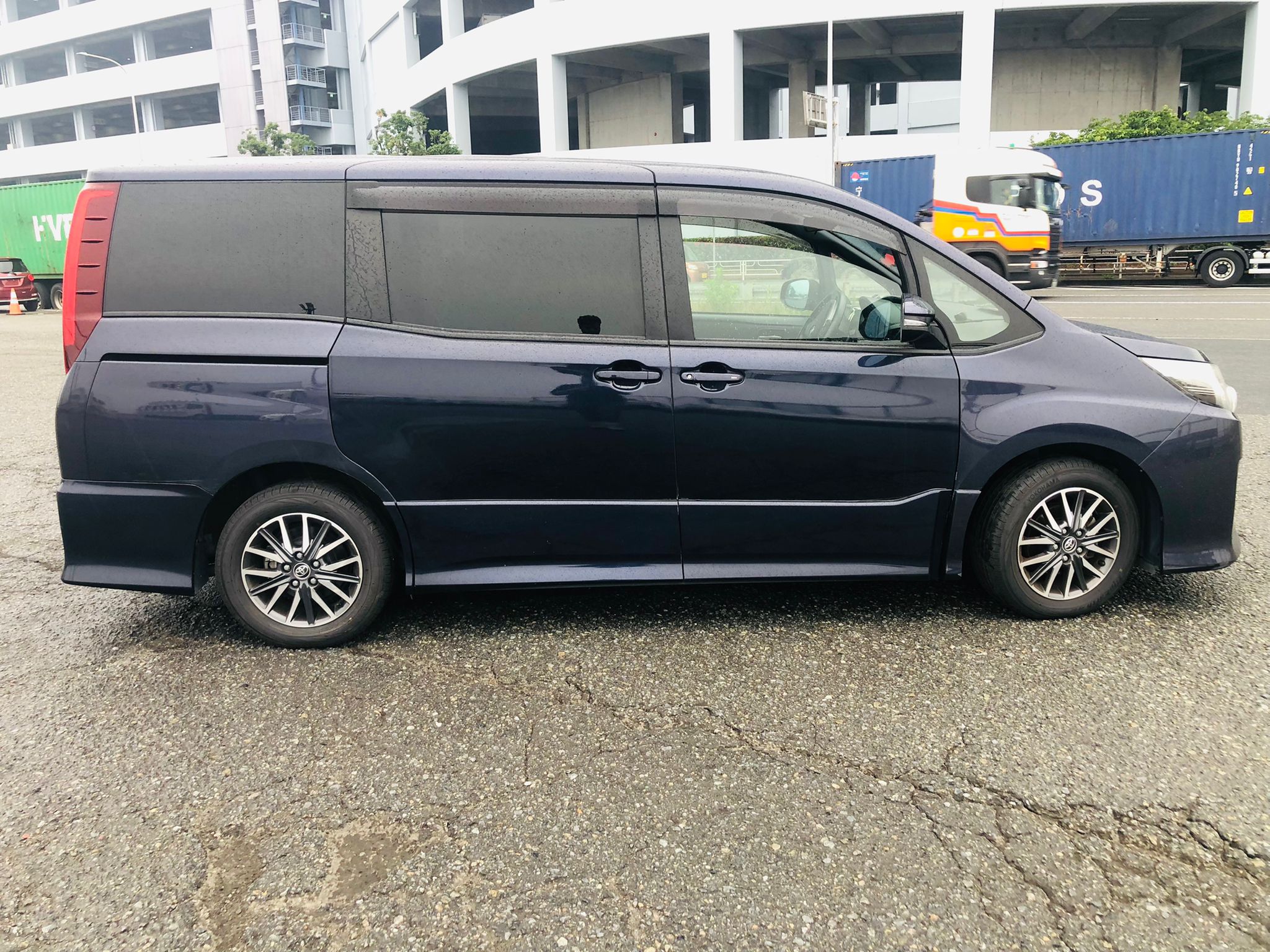 2016 TOYOTA NOAH SI